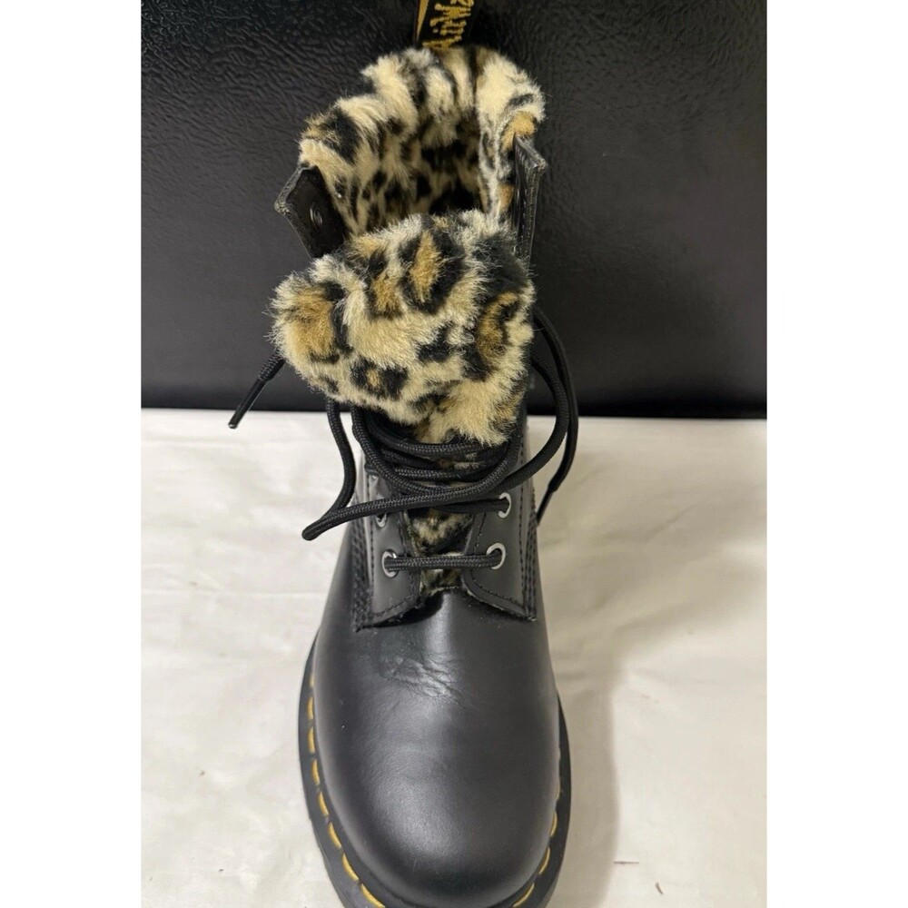 Dr Martens 1460 Serena Black Leopard Faux Fur  Combat Boots Women’s 7 Lace Up - Picture 10 of 11